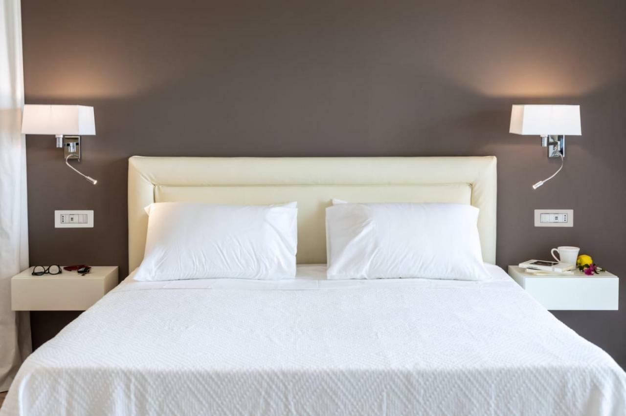 The View Luxury Apartments タオルミーナ エクステリア 写真